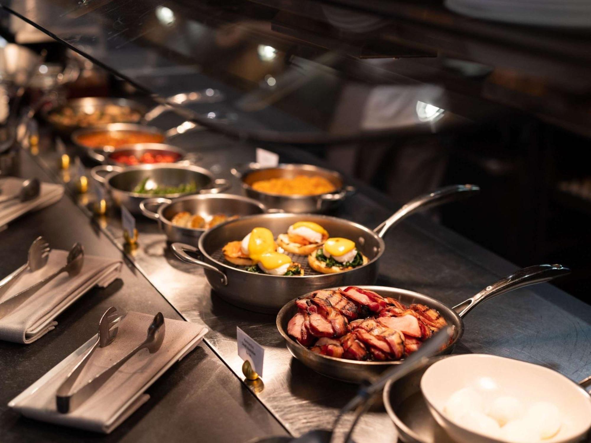 The Playford Adelaide - Mgallery Exterior foto A buffet at a restaurant